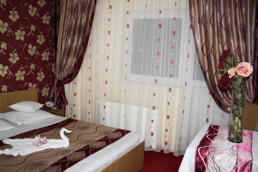 Hotel Marissa Tasnad Dış mekan fotoğraf